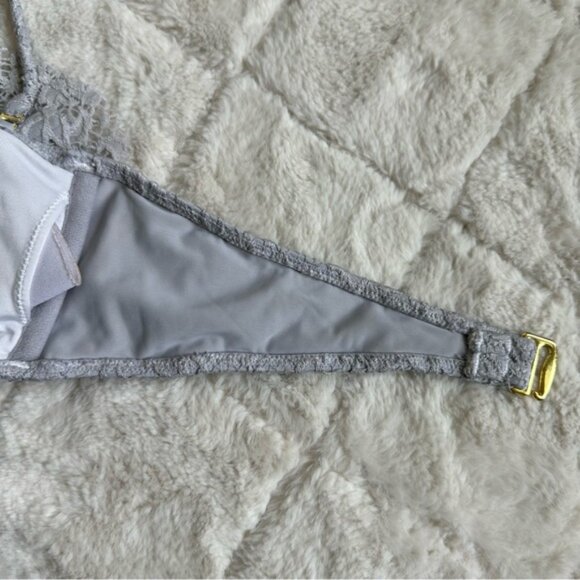Victoria’s Secret | Gray Ruffle Lace Halter Bikini Top | Size Small - Picture 9 of 12